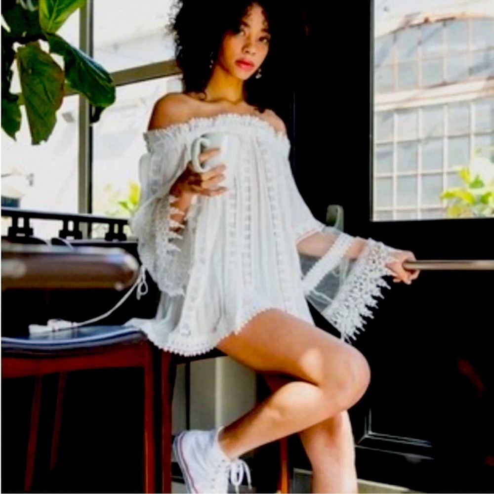 POL white BoHo lace floral off shoulder ruffle top. Size S